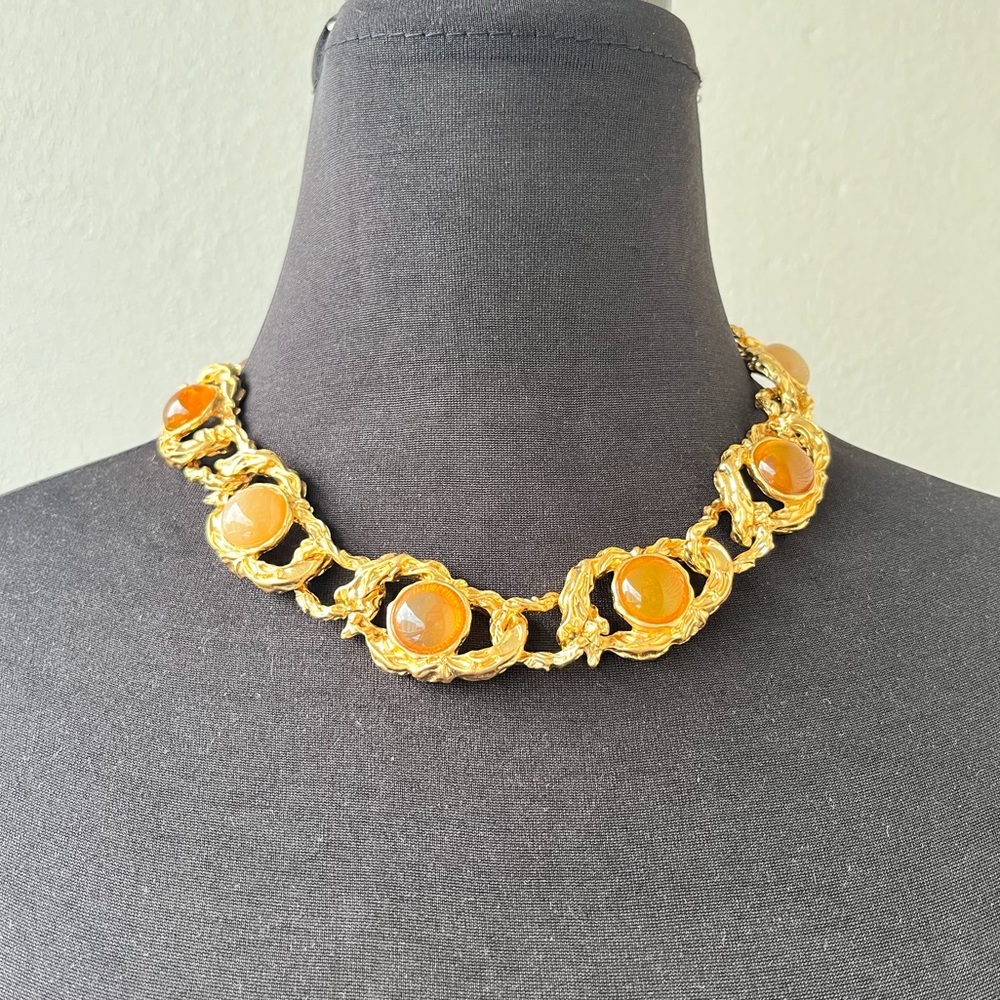Textured Chain Statement Necklace